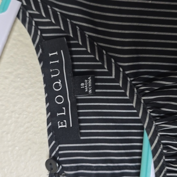 Eloquii stripped white and black blouse with bow detail at sleeve size 18. - Picture 4 of 8